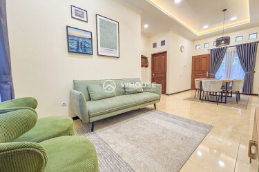 Homestay Jogja - WHouse Tulip