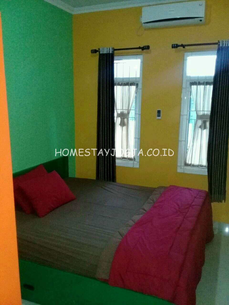 Homestay Dekat Gembira Loka Kapasitas Max 20 Orang View 