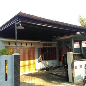 Penginapan di Jl Kaliurang Kapasitas 10 Orang - Tampak Depan