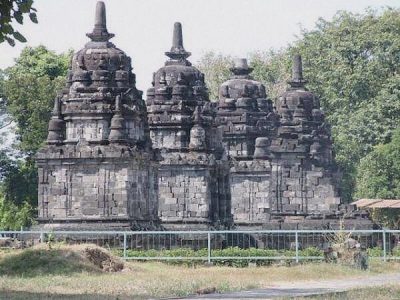 Candi Lumbung